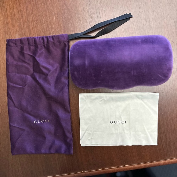 Gucci Sunglasses - Picture 10 of 11